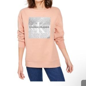 Calvin Klein Leopard Logo Fleece Sweatshirt In Rose Quartz